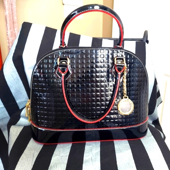 Invece Handbags - Beautiful  INVECE satchel in black patent leather NWOT